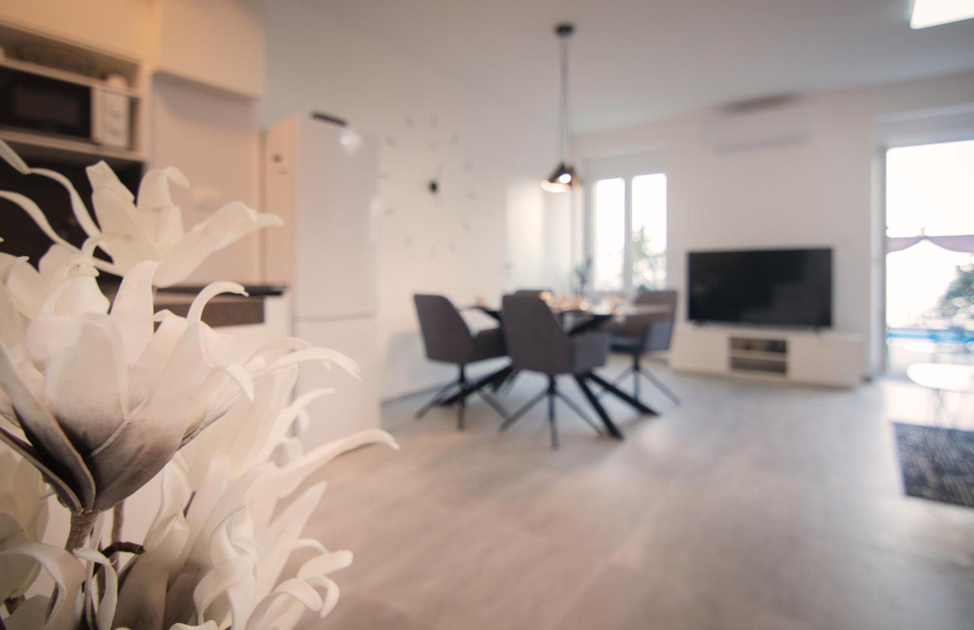 Apartman Xenna Риека Экстерьер фото