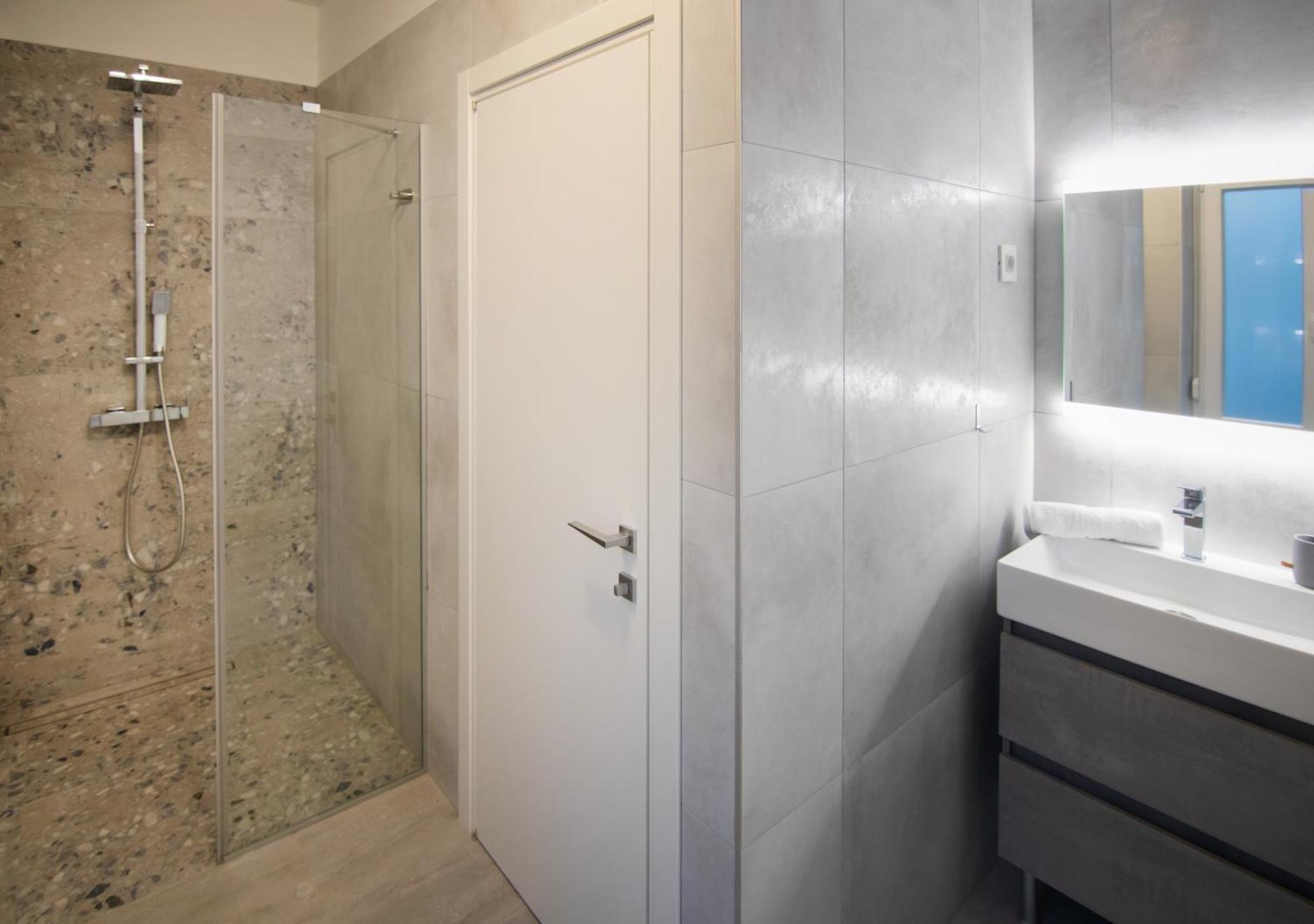Apartman Xenna Риека Экстерьер фото